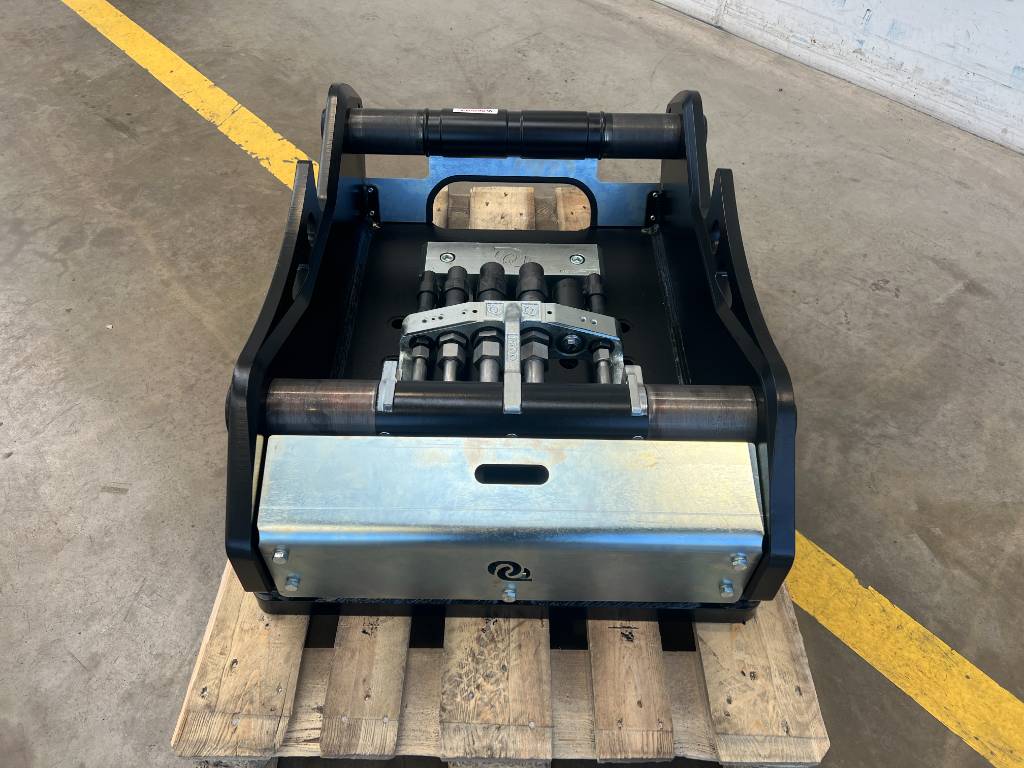 Fahrzeugabbildung Andere OilQuick OQ80 Adapterplatte / Schraubadapter / NEU lagernd