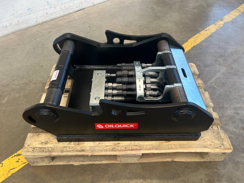 Fahrzeugabbildung Andere OilQuick OQ80 Adapterplatte / Schraubadapter / NEU lagernd