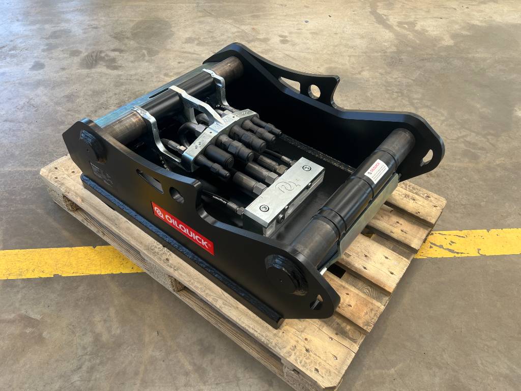 Fahrzeugabbildung Andere OilQuick OQ80 Adapterplatte / Schraubadapter / NEU lagernd