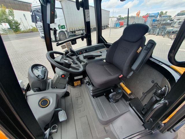 Fahrzeugabbildung JCB TM 180 SV C / Neufahrzeug / Teleskop / Gabel