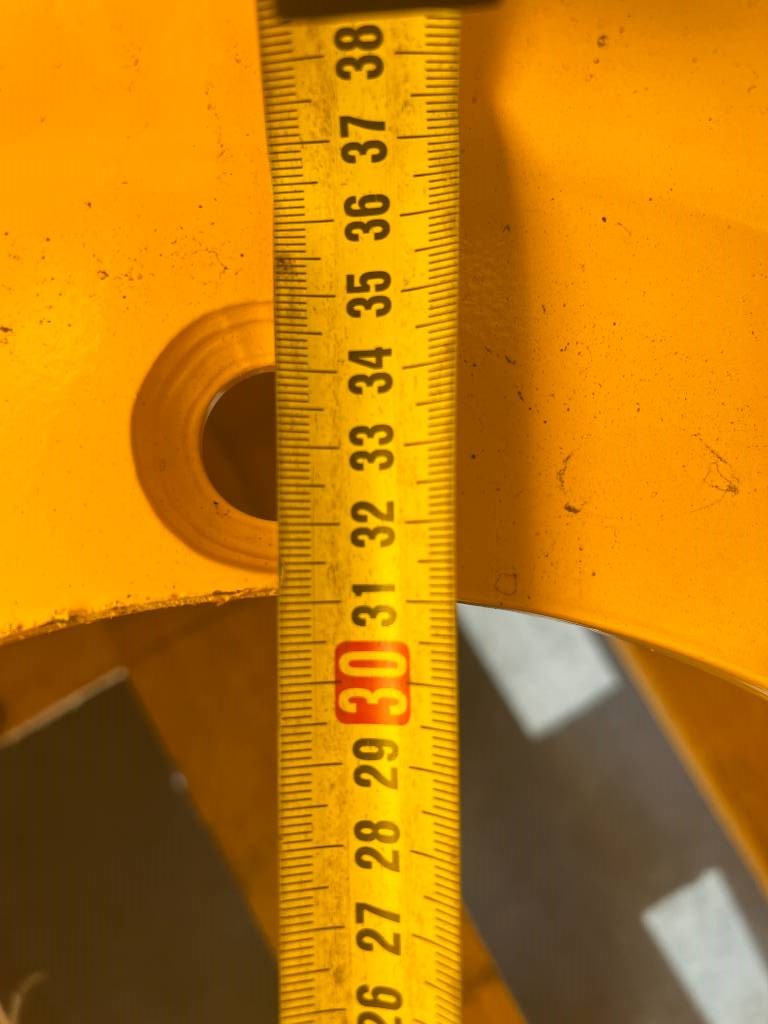 Fahrzeugabbildung Andere Forst Forst Felgen / Felge / 4 x lagernd