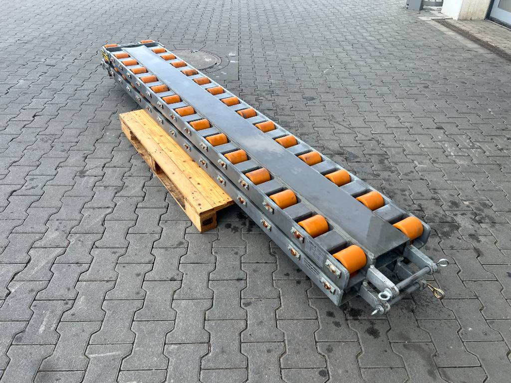 Fahrzeugabbildung Andere Stabau Rollenschienen / Gabelschuhe mit Rollen 8 to 2014