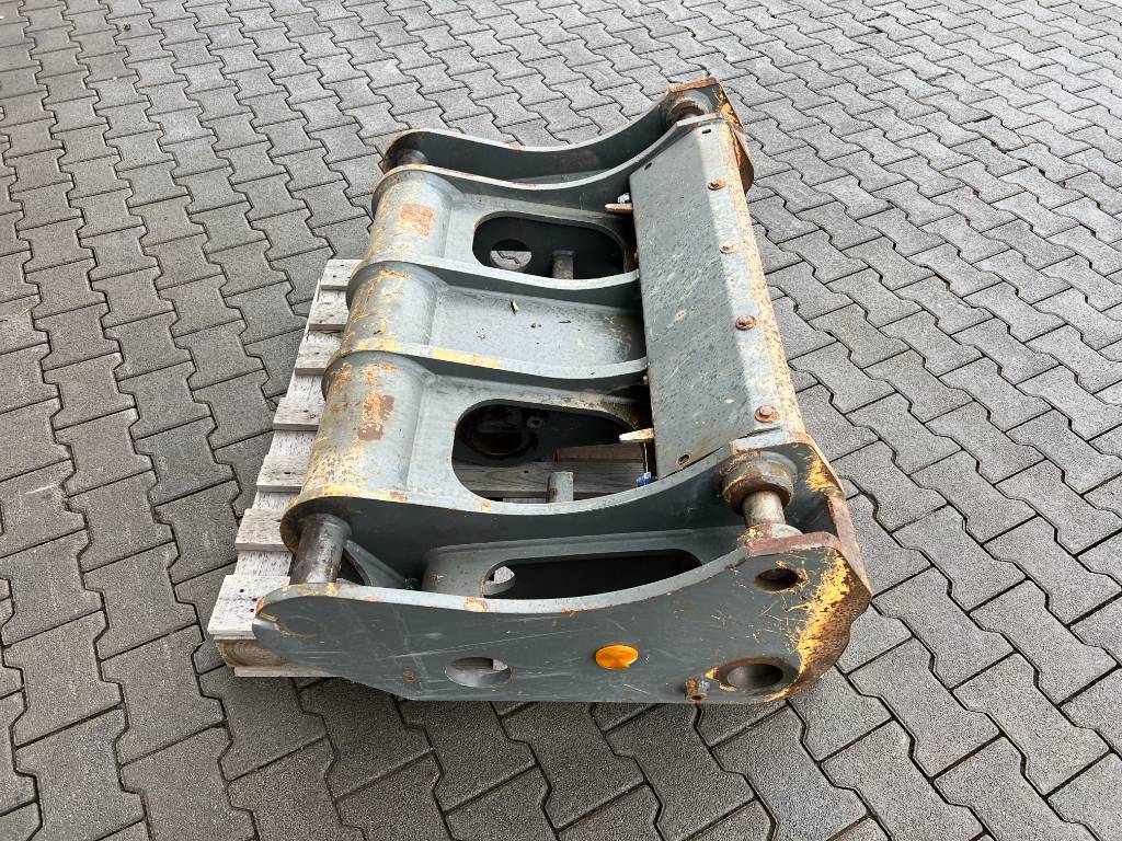 Fahrzeugabbildung Liebherr Radlader Schnellwechsler passend L556