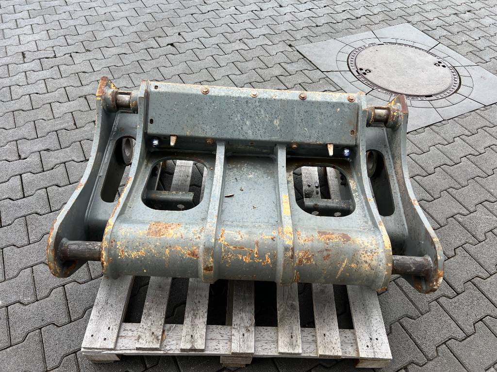 Fahrzeugabbildung Liebherr Radlader Schnellwechsler passend L556