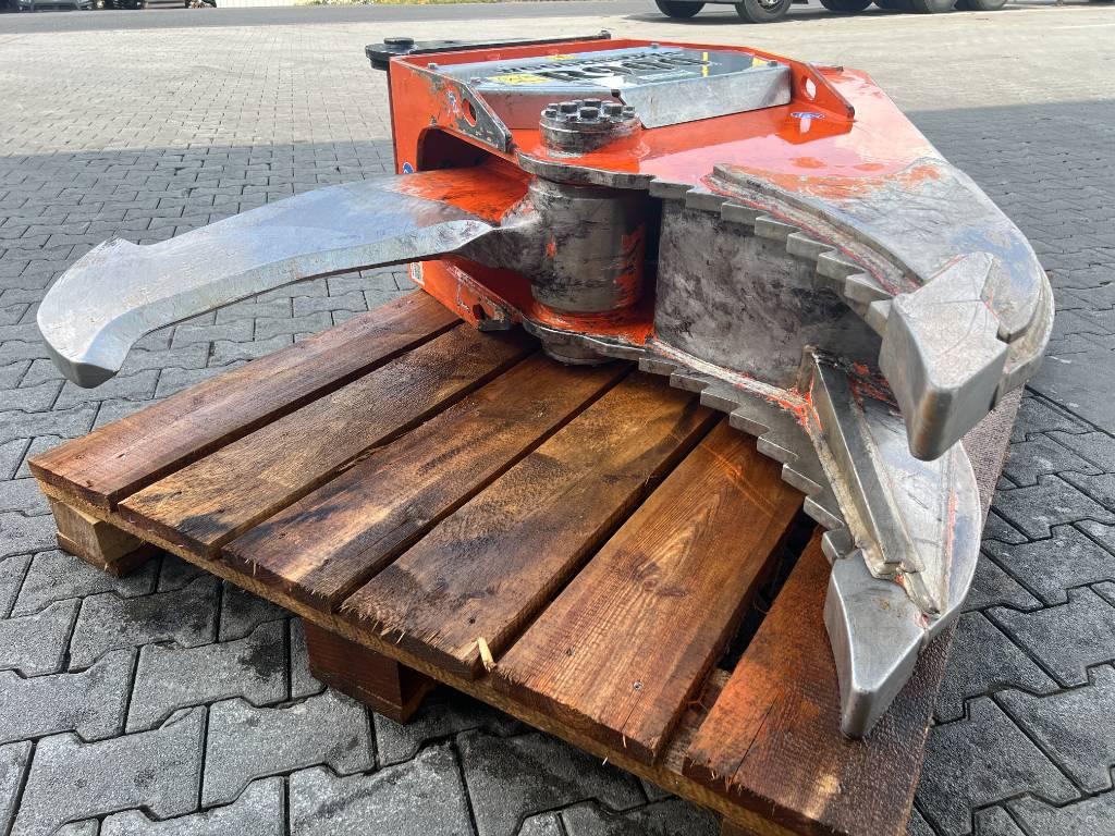 Fahrzeugabbildung Andere Westtech Westtech Woodcracker R900 Rodeschere / DEMO / 2026