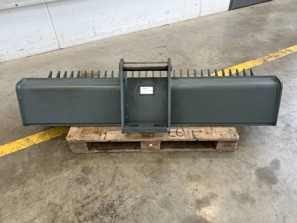 Fahrzeugabbildung Andere HS Schoch Reisigrechen / Roderechen MS08 / 1.800 mm /