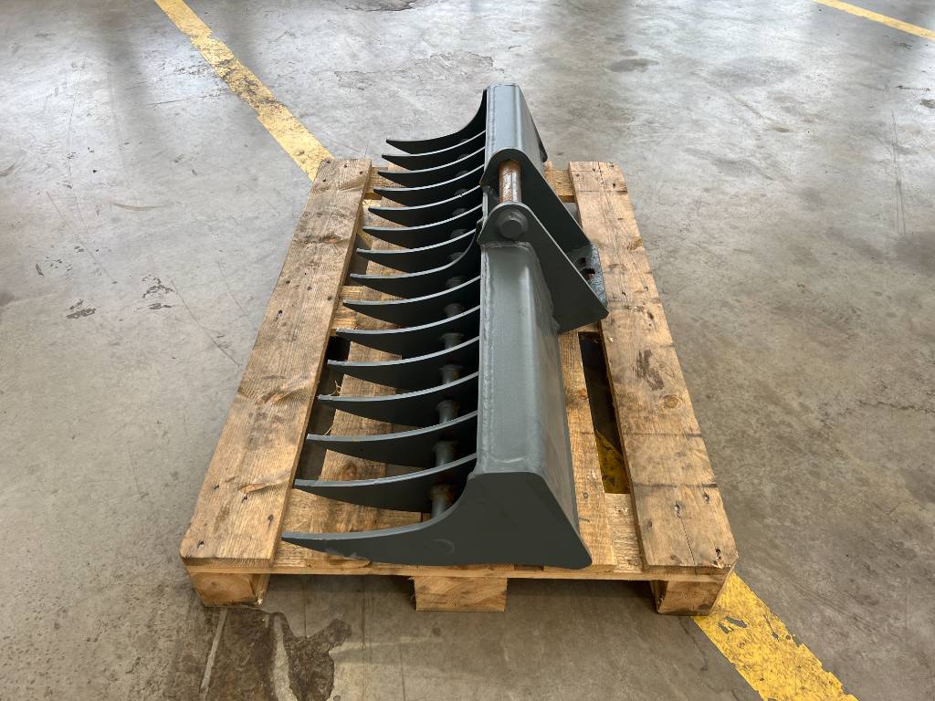 Fahrzeugabbildung Andere HS Schoch Reisigrechen / Roderechen / MS01 / 1.200 mm