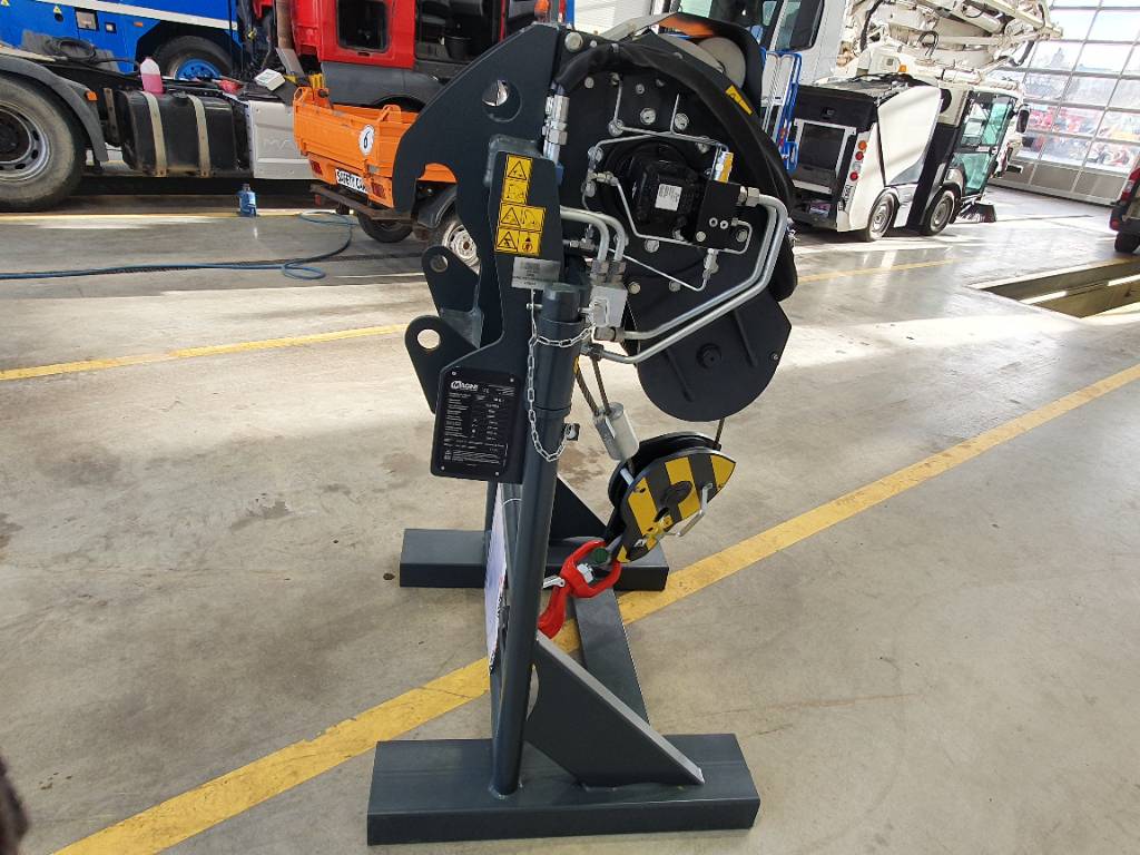 Fahrzeugabbildung Andere Magni Seilwinde / W 6 I / 6 To / RTH / TH / NEU