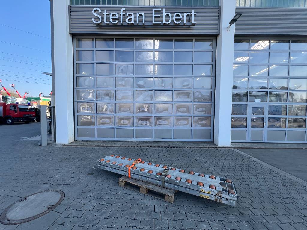 Andere Stabau Rollenschienen Gabelschuhe mit Rollen / 8 to 2016