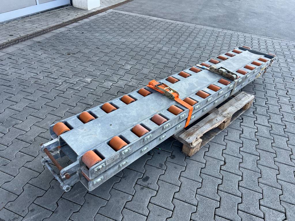 Fahrzeugabbildung Andere Stabau Rollenschienen Gabelschuhe mit Rollen / 8 to 2016