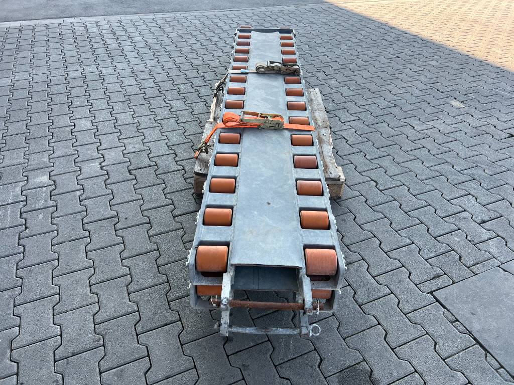 Fahrzeugabbildung Andere Stabau Rollenschienen Gabelschuhe mit Rollen / 8 to 2016