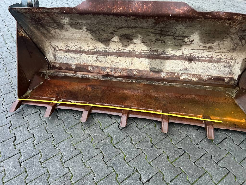 Fahrzeugabbildung Zettelmeyer Klappschaufel 4in1 Schaufel / Volvo / CAT / JCB