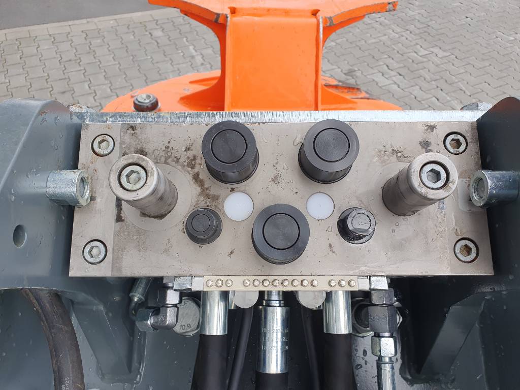 Fahrzeugabbildung Andere Westtech CS610 Powertiltator / SW48 / DEMO / 2022
