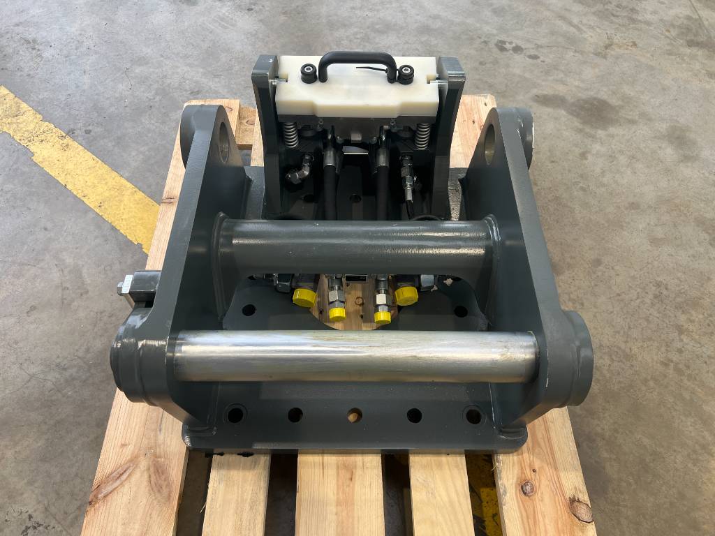 Fahrzeugabbildung Liebherr Likufix SW48 Adapterplatte NEU lagernd / WESTTECH