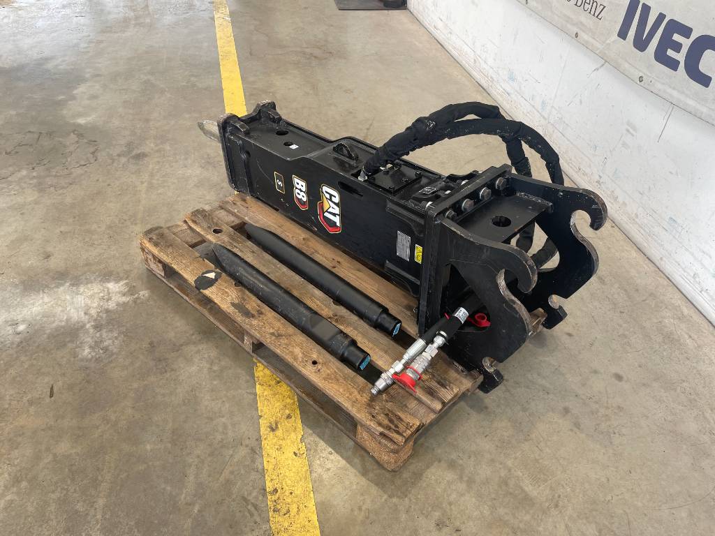 Fahrzeugabbildung CAT B8 Hydraulikhammer CW10 / Hammer / 6 - 9 to / 2021