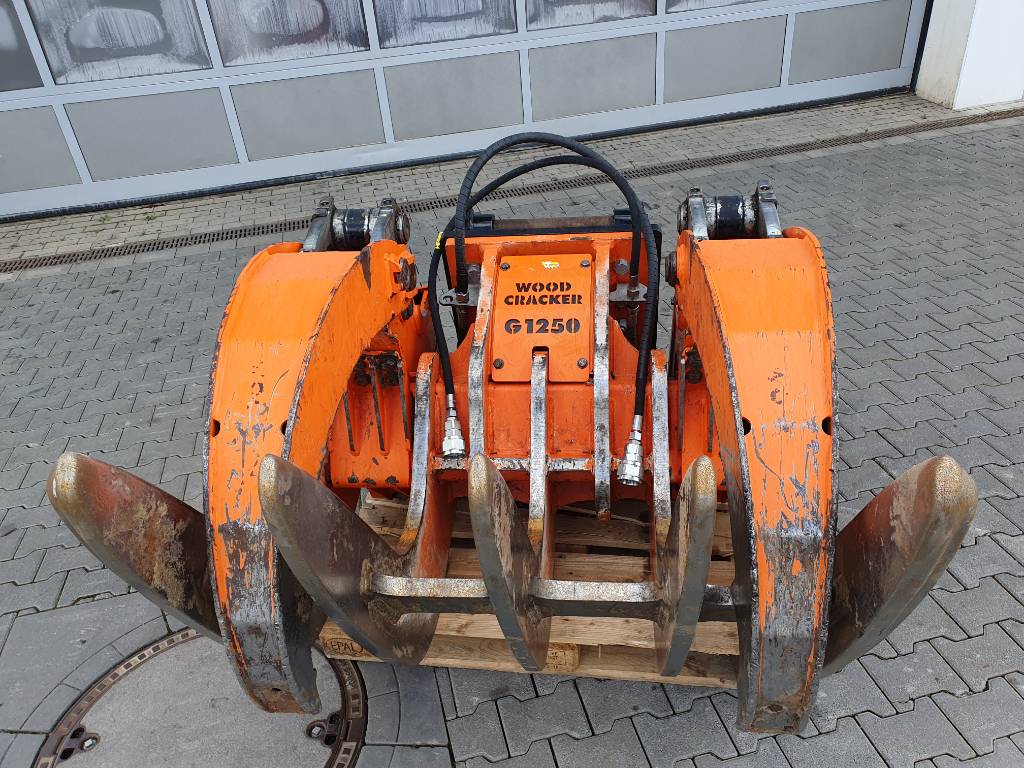 Fahrzeugabbildung Andere Westtech G1250 Roderechen Greifarme / S60 / 2021