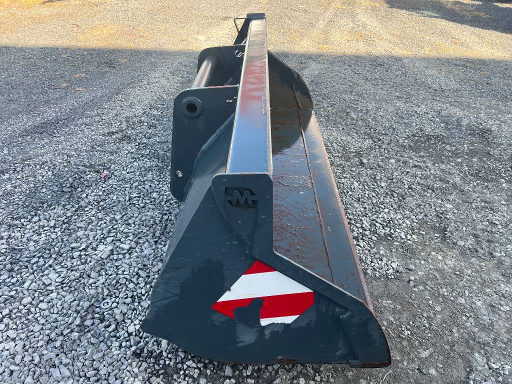 Fahrzeugabbildung Andere Magni Schaufel / Manitou Aufnahme / 1.000 kg / 2019
