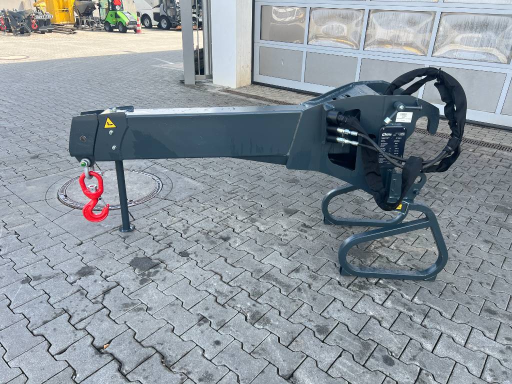 Fahrzeugabbildung Andere Magni hydraulischer Teleskopausleger JT 2500 I / DEMO