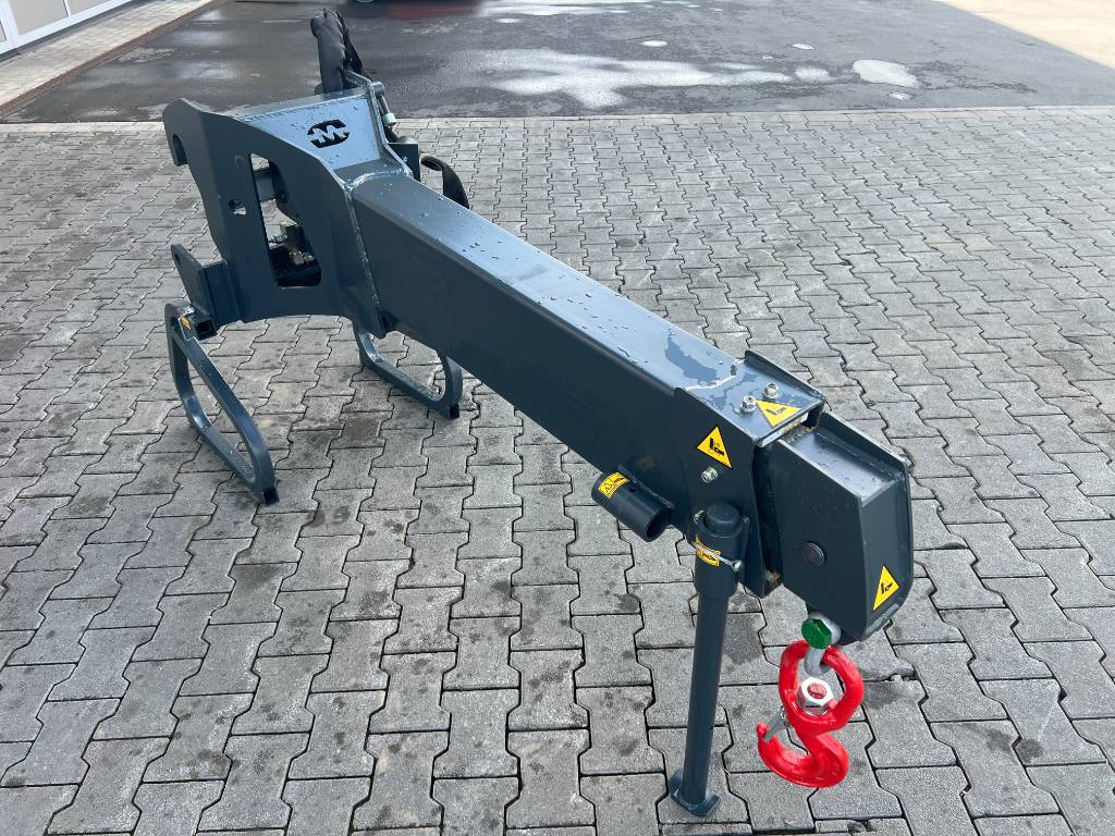 Fahrzeugabbildung Andere Magni hydraulischer Teleskopausleger JT 2500 I / DEMO