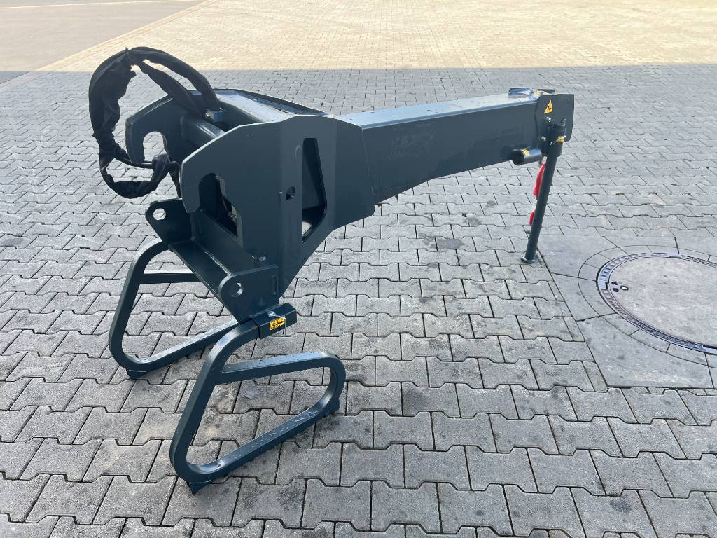 Fahrzeugabbildung Andere Magni hydraulischer Teleskopausleger JT 2500 I / DEMO