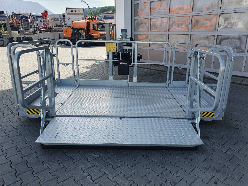 Fahrzeugabbildung Andere Magni Dachdeckerkorb / Arbeitskorb / 1.000 kg / RTH 2022