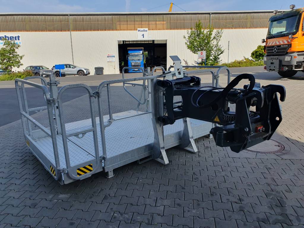 Fahrzeugabbildung Andere Magni Dachdeckerkorb / Arbeitskorb / 1.000 kg / RTH 2022