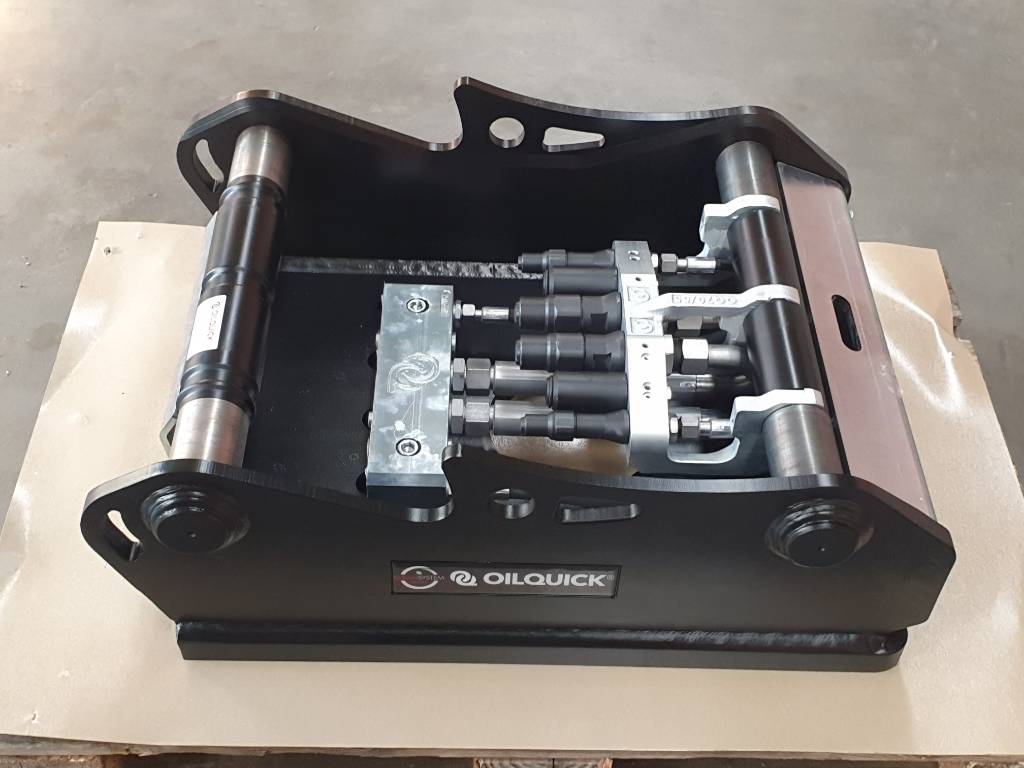 Fahrzeugabbildung Andere OilQuick OQ70/55 Adapterplatte für Westtech NEU