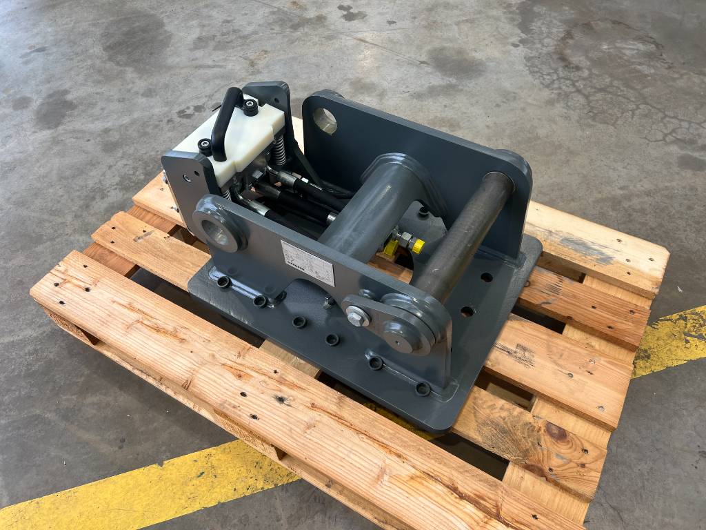 Fahrzeugabbildung Liebherr Likufix SW33 Adapterplatte / NEU lagernd WESTTECH