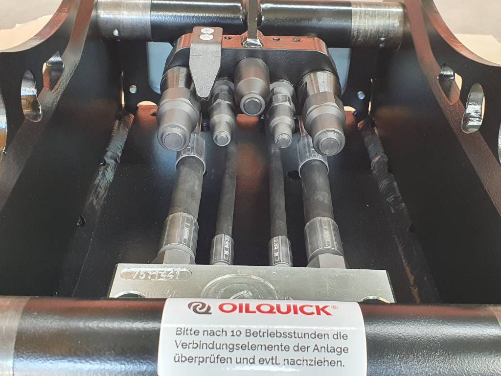 Fahrzeugabbildung Andere OilQuick OQ45-5 Adapterplatte für Westtech & mehr / NEU