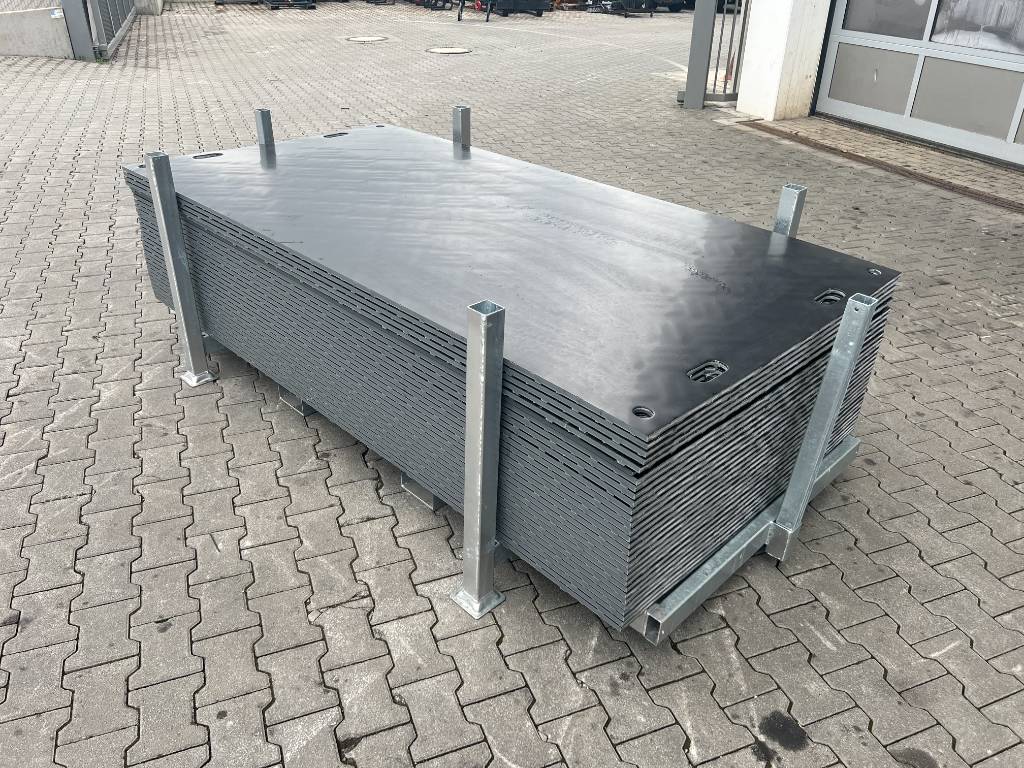 Fahrzeugabbildung Andere Fahrbahnplatten / Fahrplatten inkl. Gestell / NEU