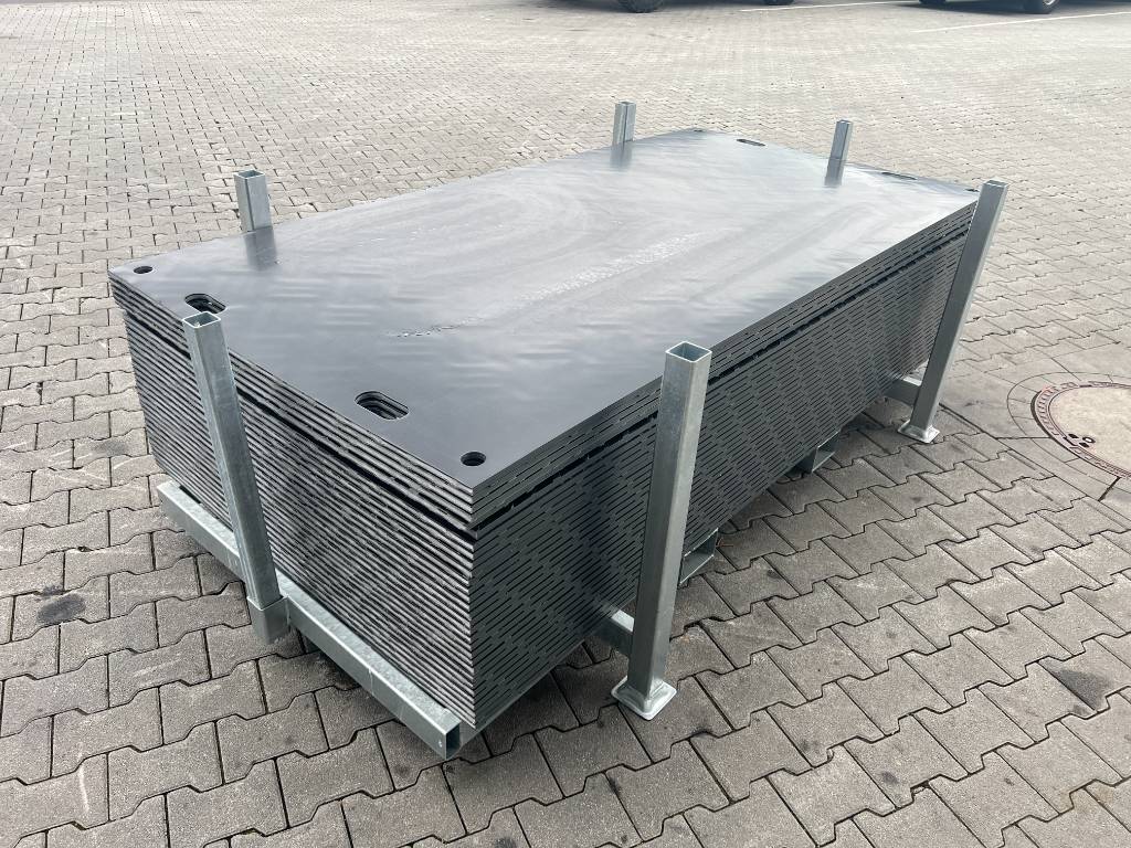 Fahrzeugabbildung Andere Fahrbahnplatten / Fahrplatten inkl. Gestell / NEU