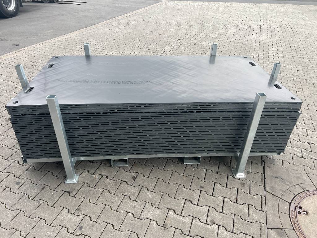 Fahrzeugabbildung Andere Fahrbahnplatten / Fahrplatten inkl. Gestell / NEU