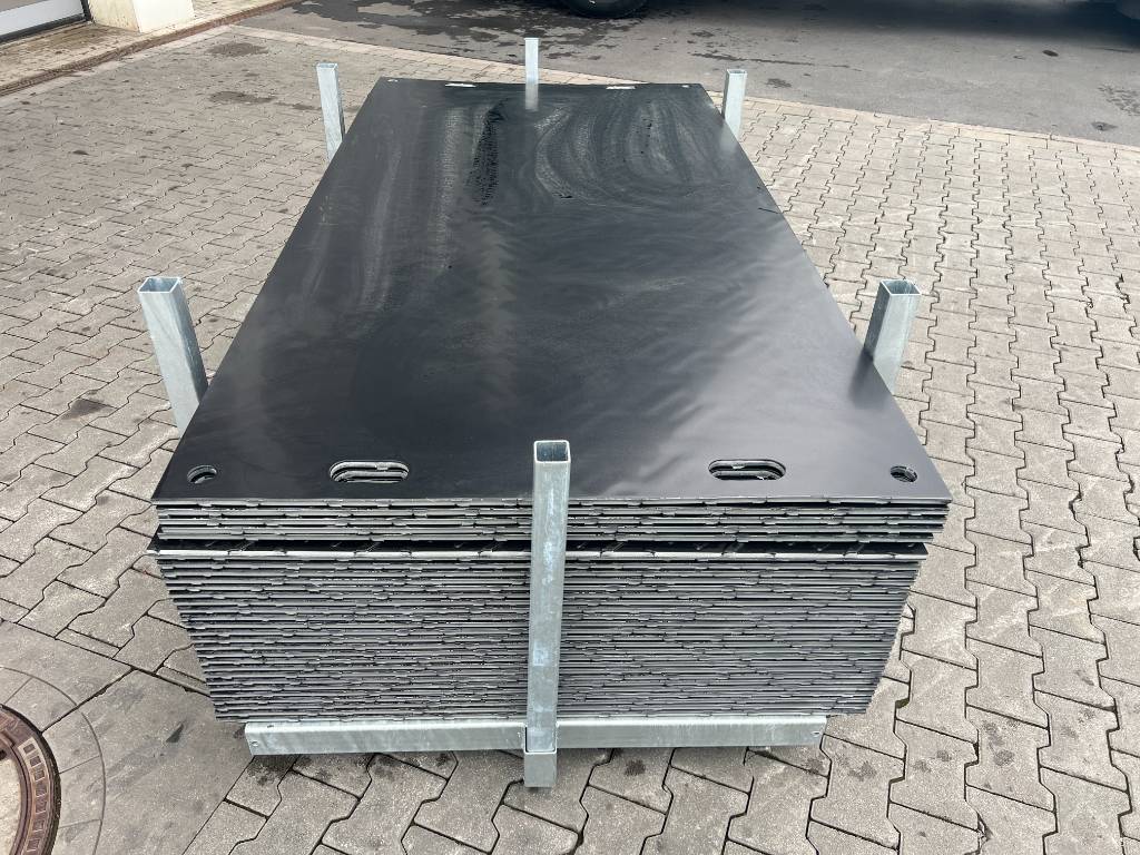 Fahrzeugabbildung Andere Fahrbahnplatten / Fahrplatten inkl. Gestell / NEU
