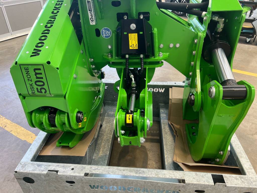 Fahrzeugabbildung Andere Westtech Woodcracker C300 / ALBACH / Sennebogen / NEU