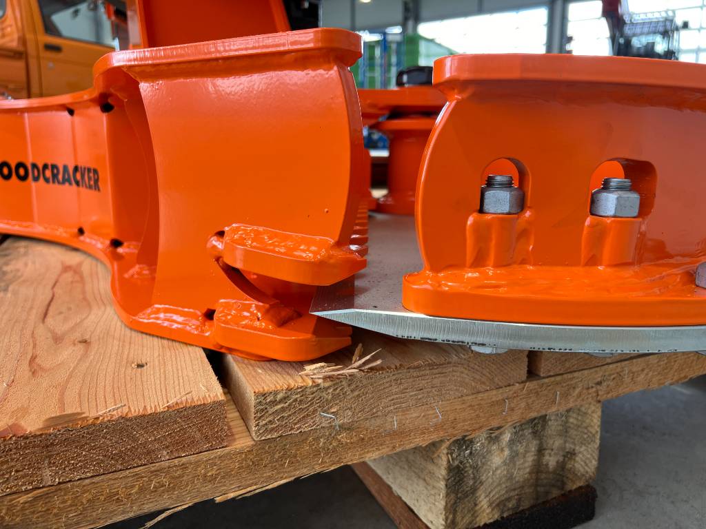 Fahrzeugabbildung Andere Westtech Woodcracker C300 Fällgreifer / Tiltator / NEU
