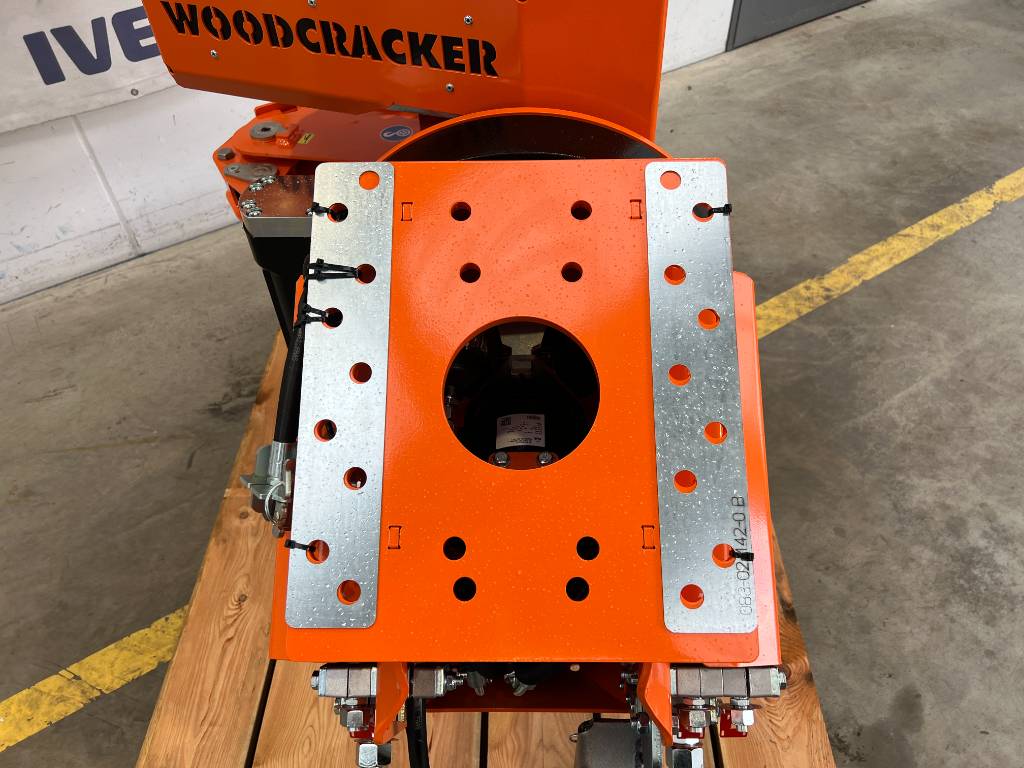 Fahrzeugabbildung Andere Westtech Woodcracker C300 Fällgreifer / Tiltator / NEU
