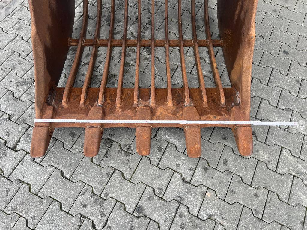Fahrzeugabbildung Andere Sieblöffel / Löffel / OQ65 / 1.170 mm